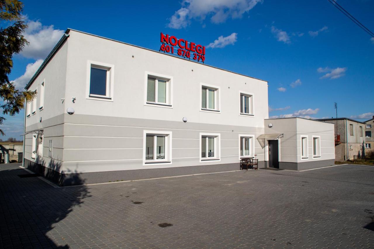 Noclegi U Moniki Janowiec Wielkopolski Extérieur photo