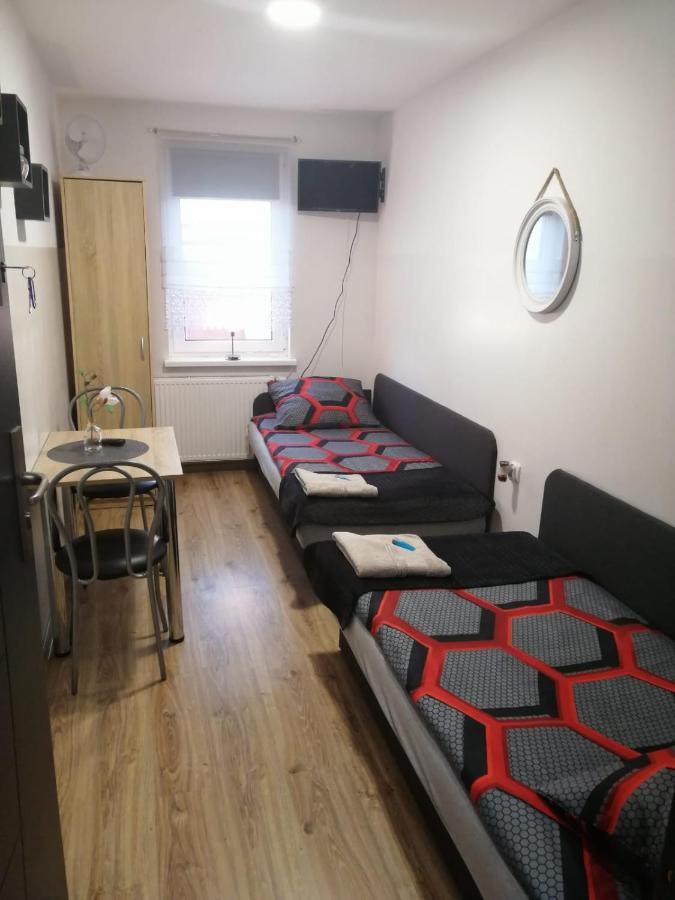 Noclegi U Moniki Janowiec Wielkopolski Extérieur photo