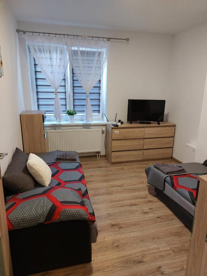 Noclegi U Moniki Janowiec Wielkopolski Extérieur photo